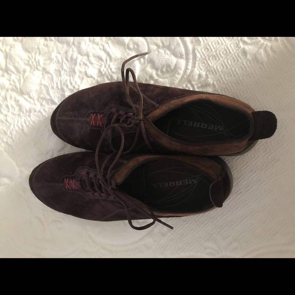 Merrell shoes. Excellent condition!
